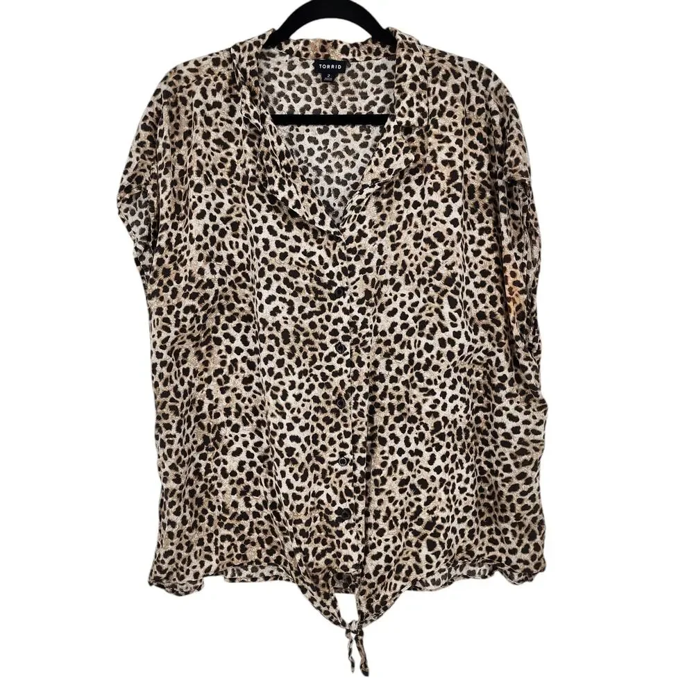 Torrid Challis Tie-Front Dolman Top Pre-owned Condition 2XL Brown Tan Multi